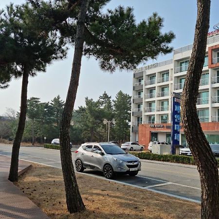 Pine Beach Jangjang Kültér fotó