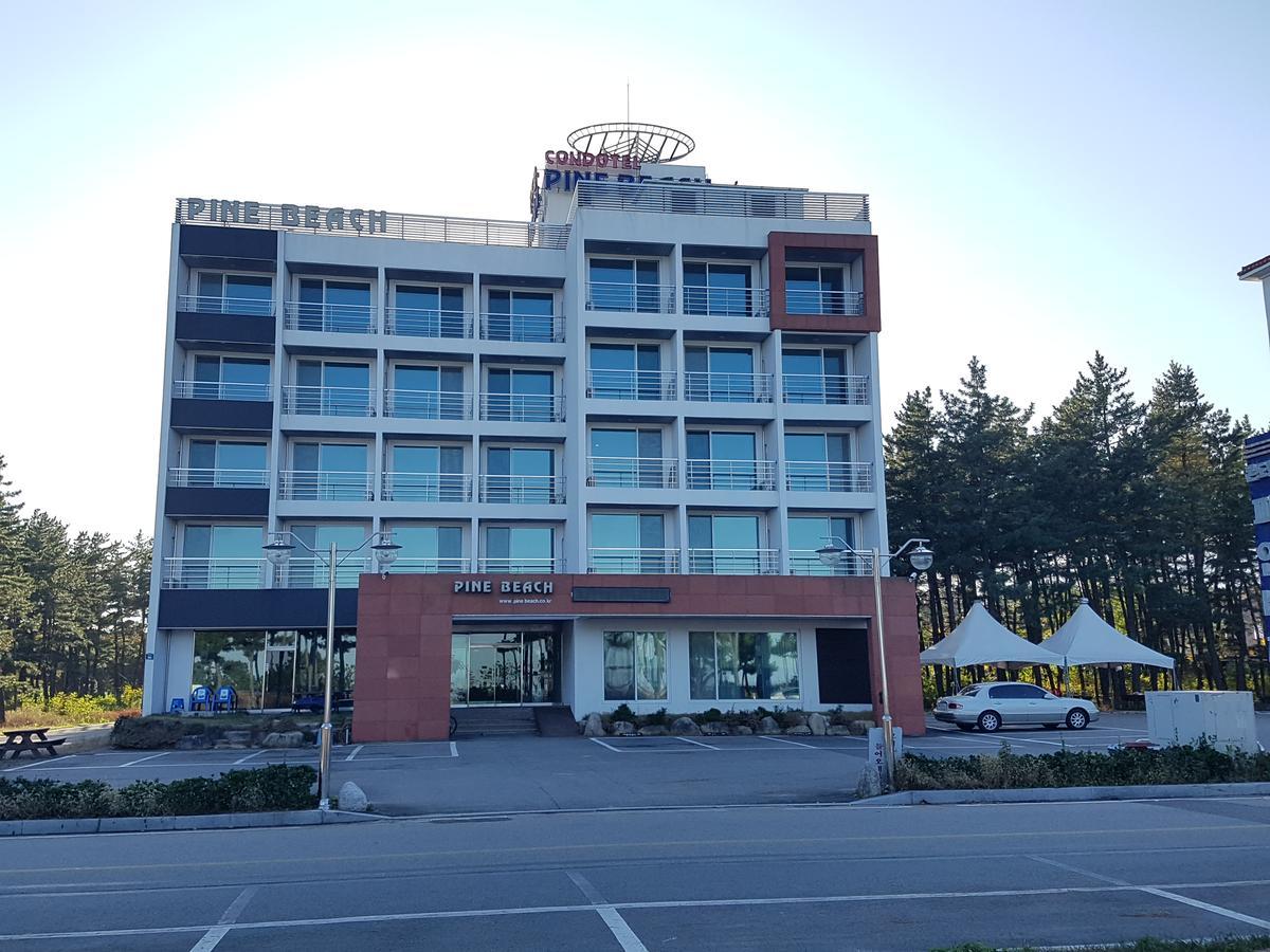 Pine Beach Jangjang Kültér fotó
